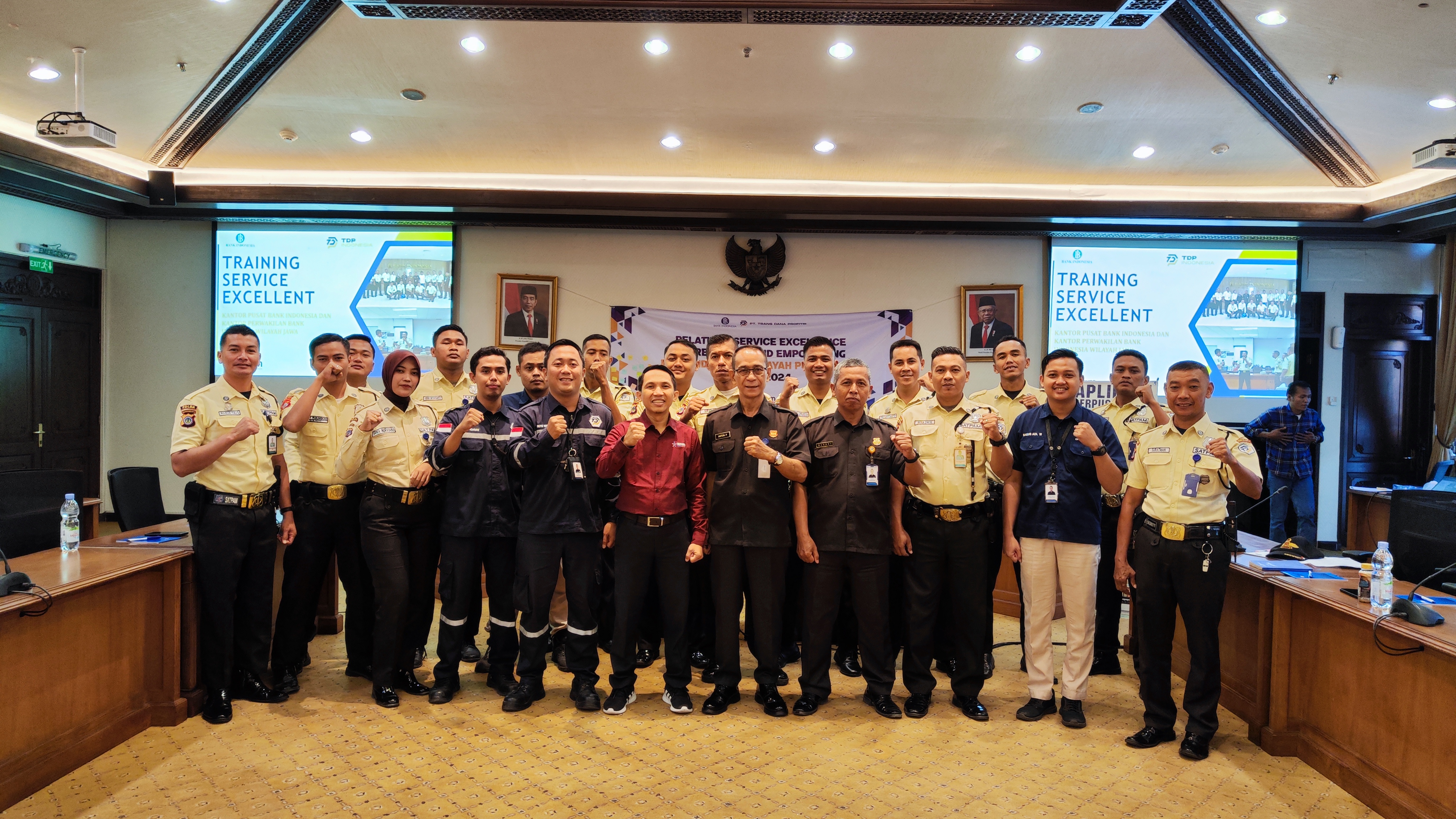 CEO Ikram Academy Indonesia
